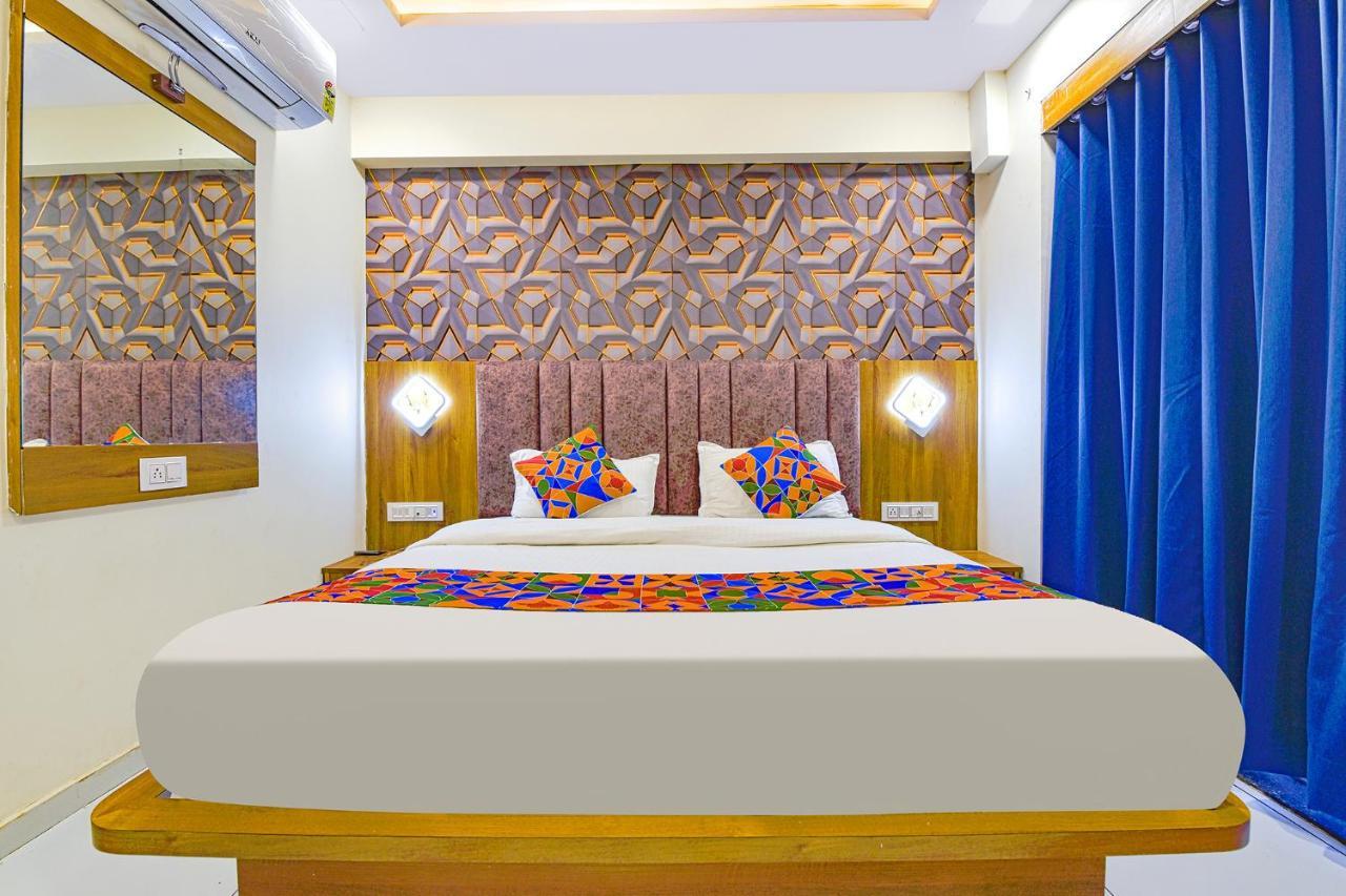 Fabhotel New York Watuwa 外观 照片