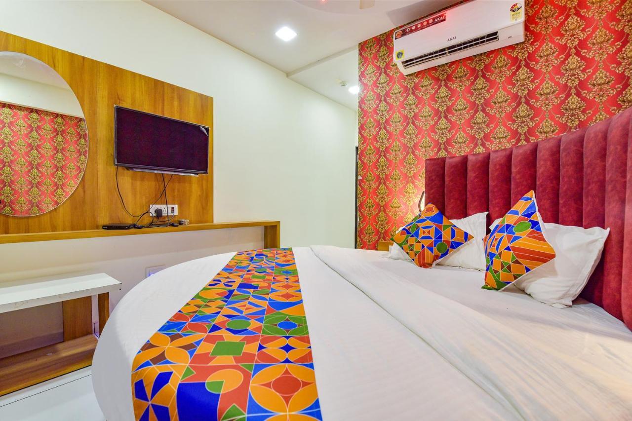 Fabhotel New York Watuwa 外观 照片
